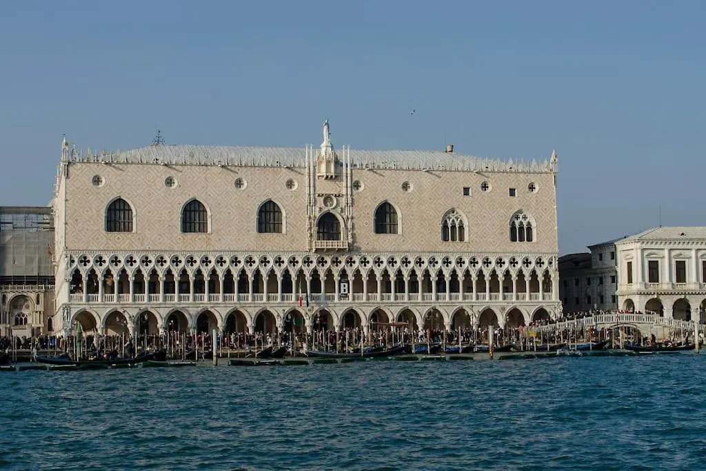 Ca' De Mezo Near San Marco Apartment Venice